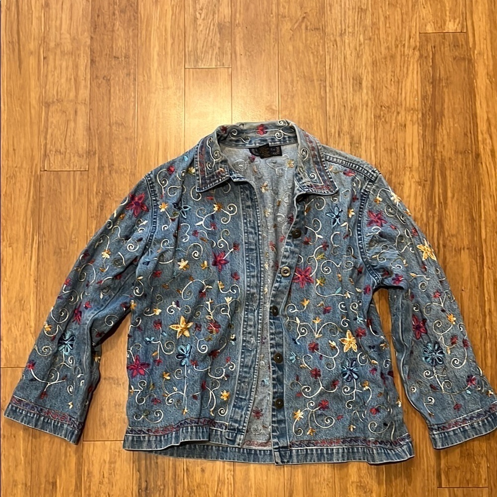 Womens Flower Embroidered Denim Jacket Size Large - Picture 3 of 5